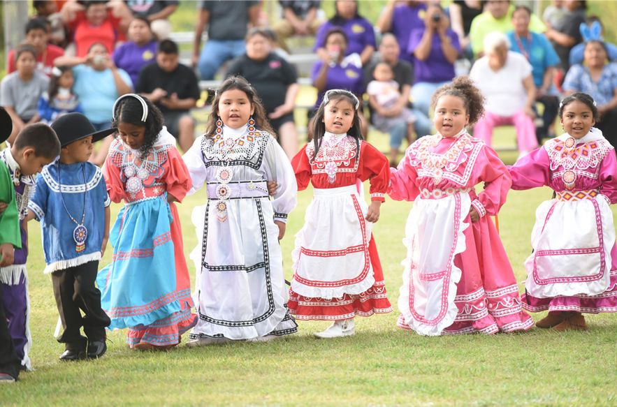 Choctaw Children at festival 